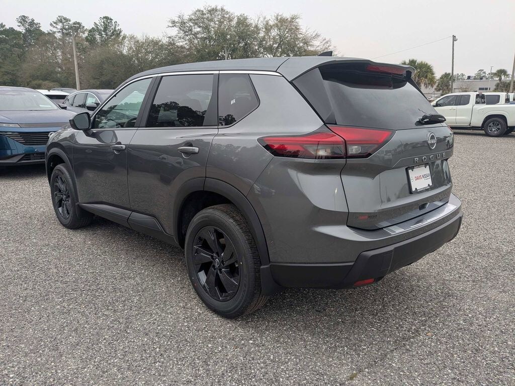 New 2026 Nissan Rogue SV SUV