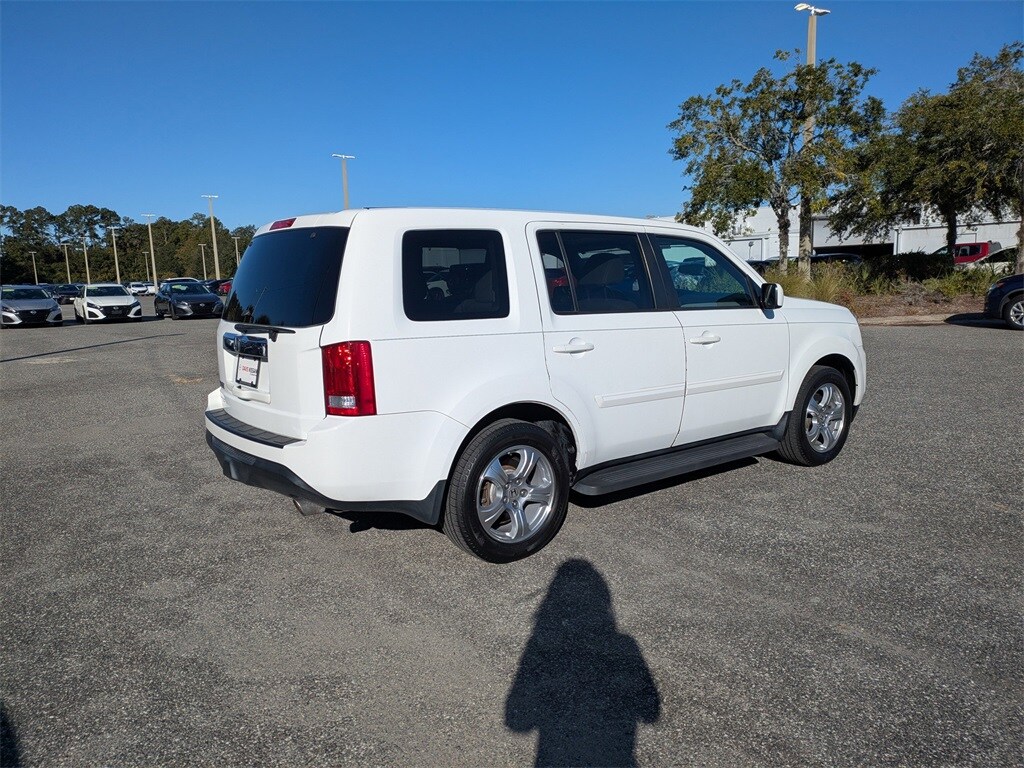 Used 2015 Honda Pilot EX-L w/Navigation FWD SUV