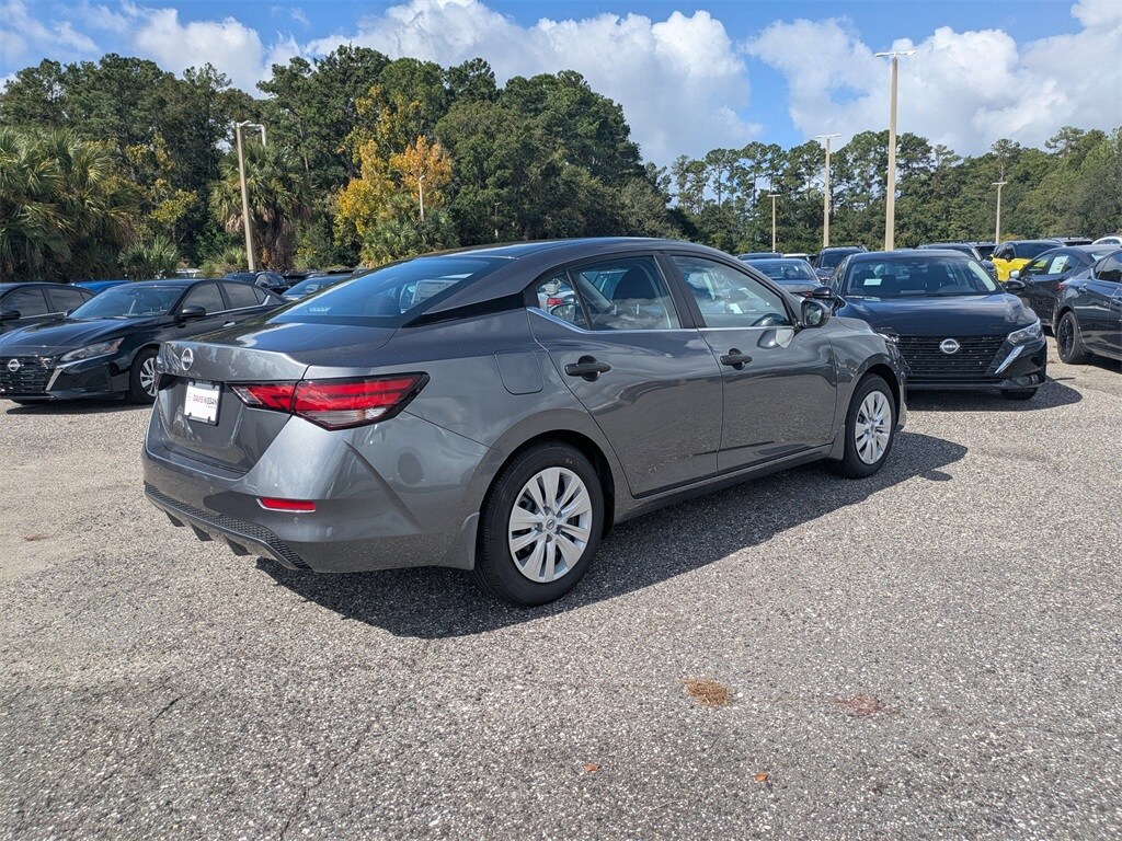 2025 Nissan Sentra S photo 3