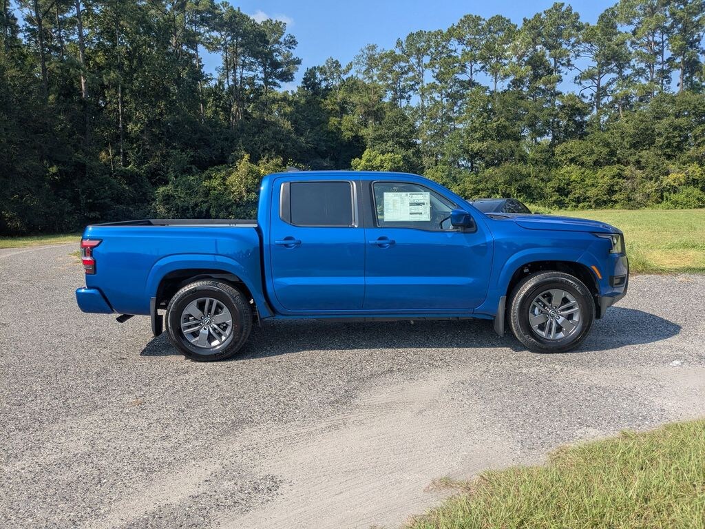 New 2026 Nissan Frontier SV Truck Crew Cab