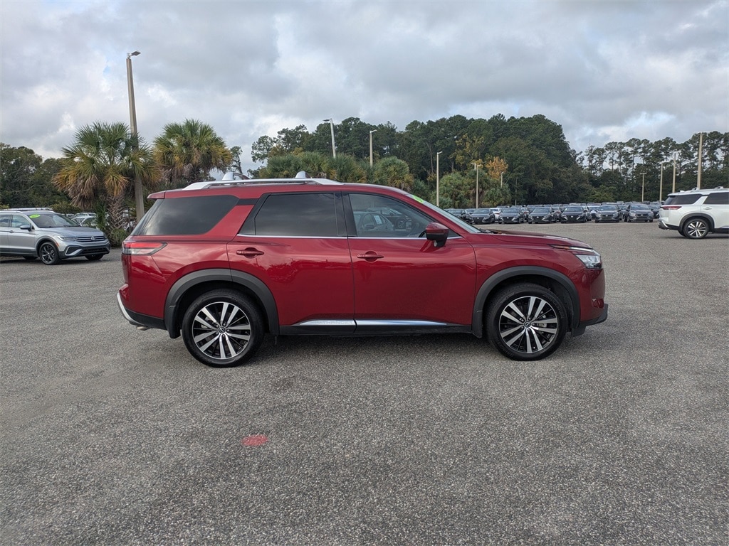 Used 2023 Nissan Pathfinder Platinum SUV