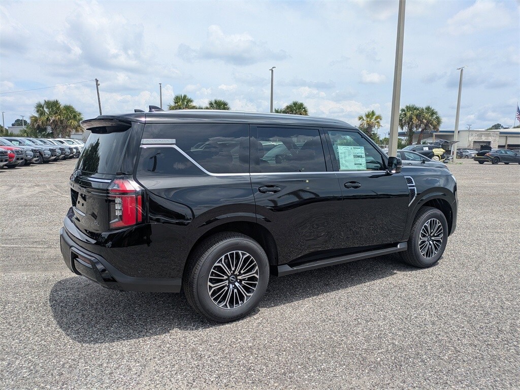 2025 Nissan Armada SL photo 3