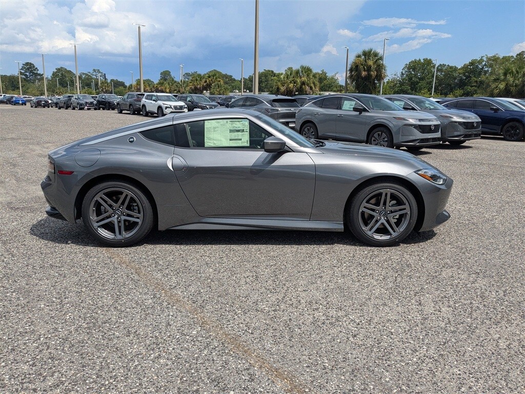 2025 Nissan Z Sport photo 2