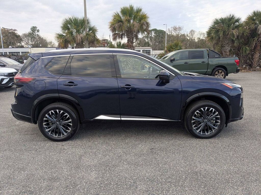 Used 2025 Nissan Rogue Platinum SUV