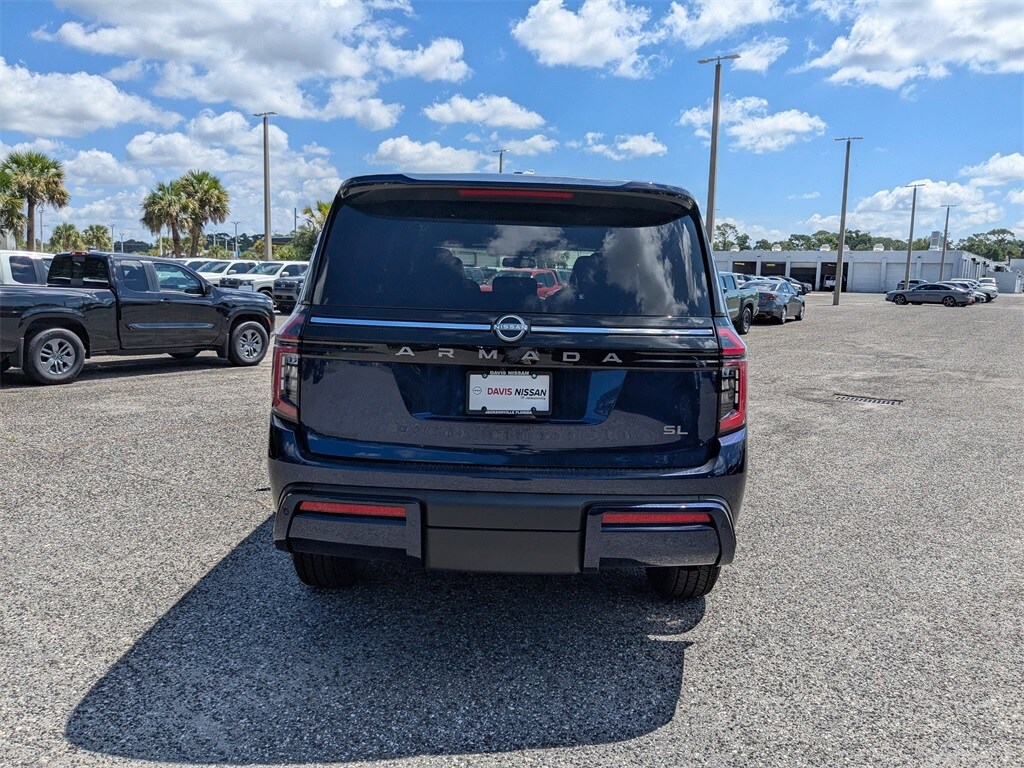 2025 Nissan Armada SL photo 3
