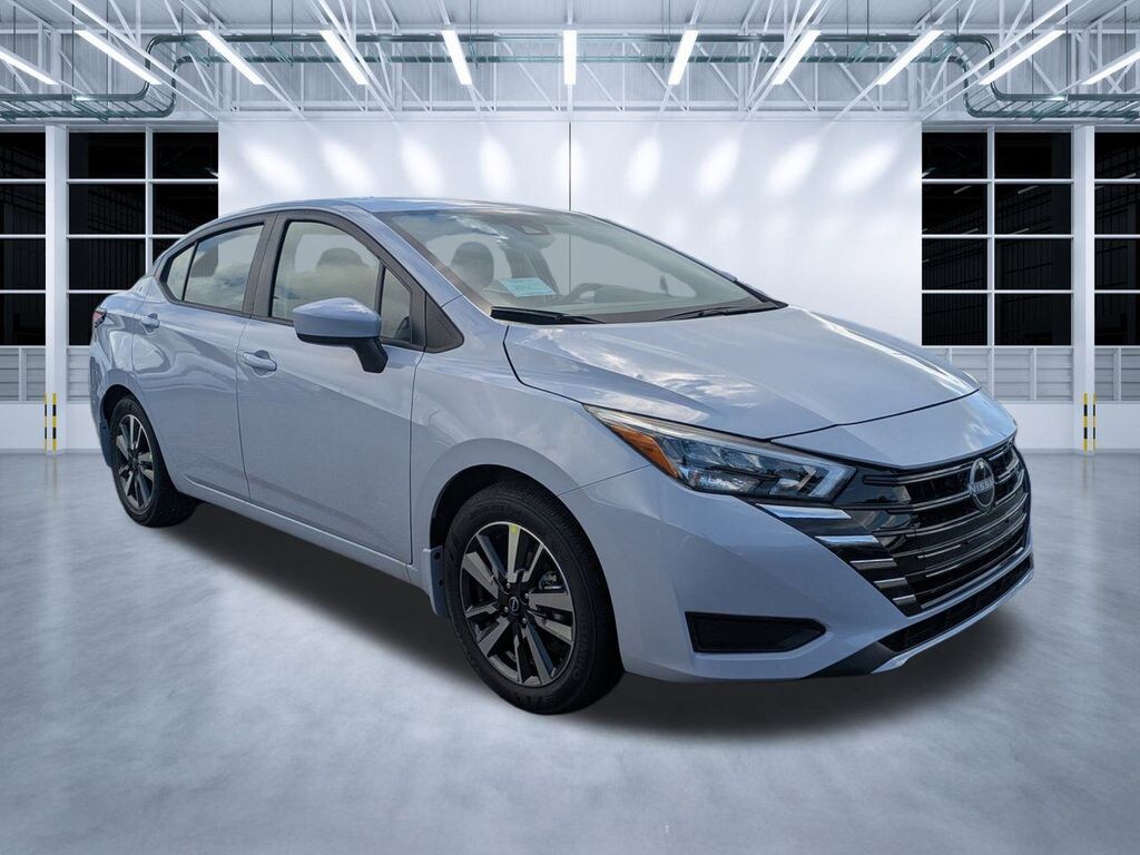 New 2025 Nissan Versa 1.6 SV Sedan