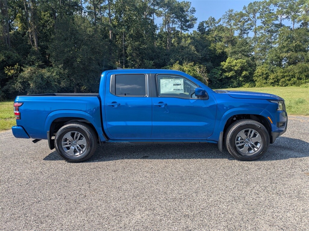 New 2026 Nissan Frontier SV Truck Crew Cab
