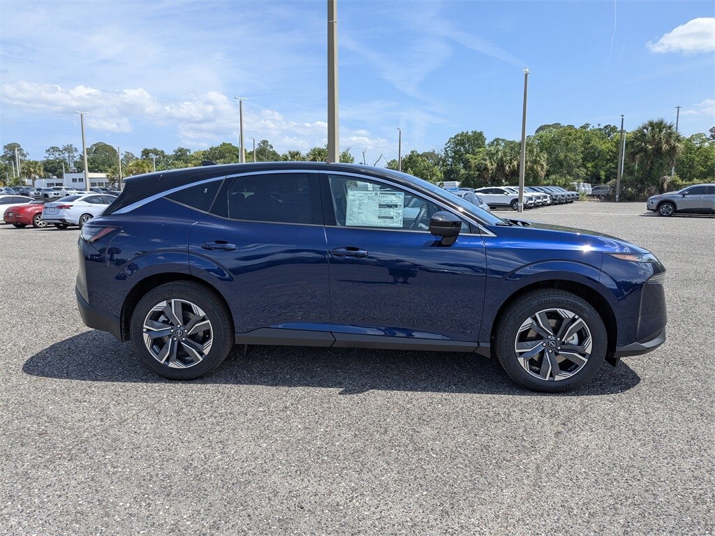 2025 Nissan Murano SL photo 3
