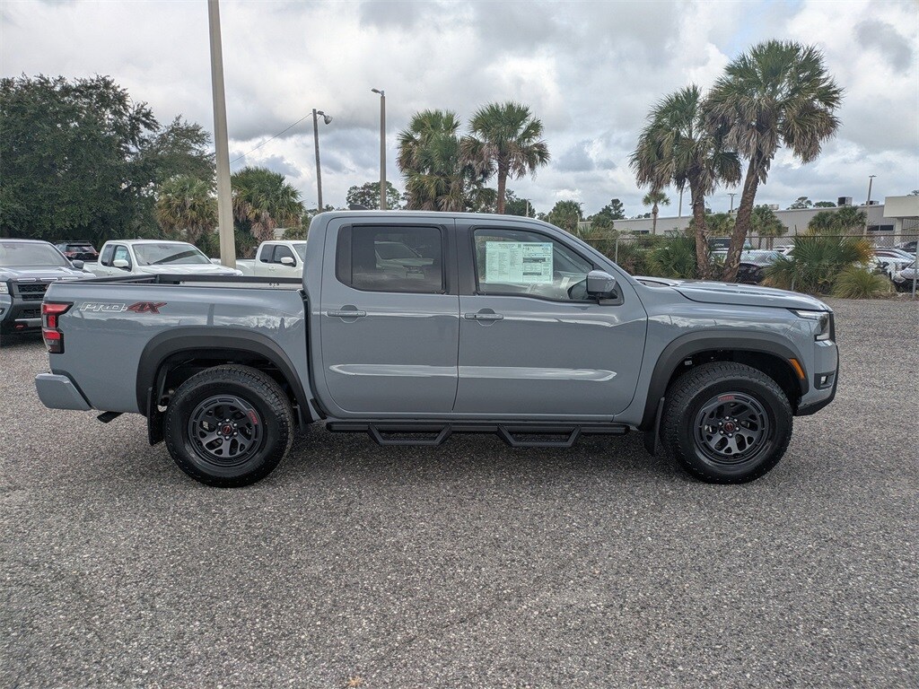 New 2026 Nissan Frontier Truck Crew Cab