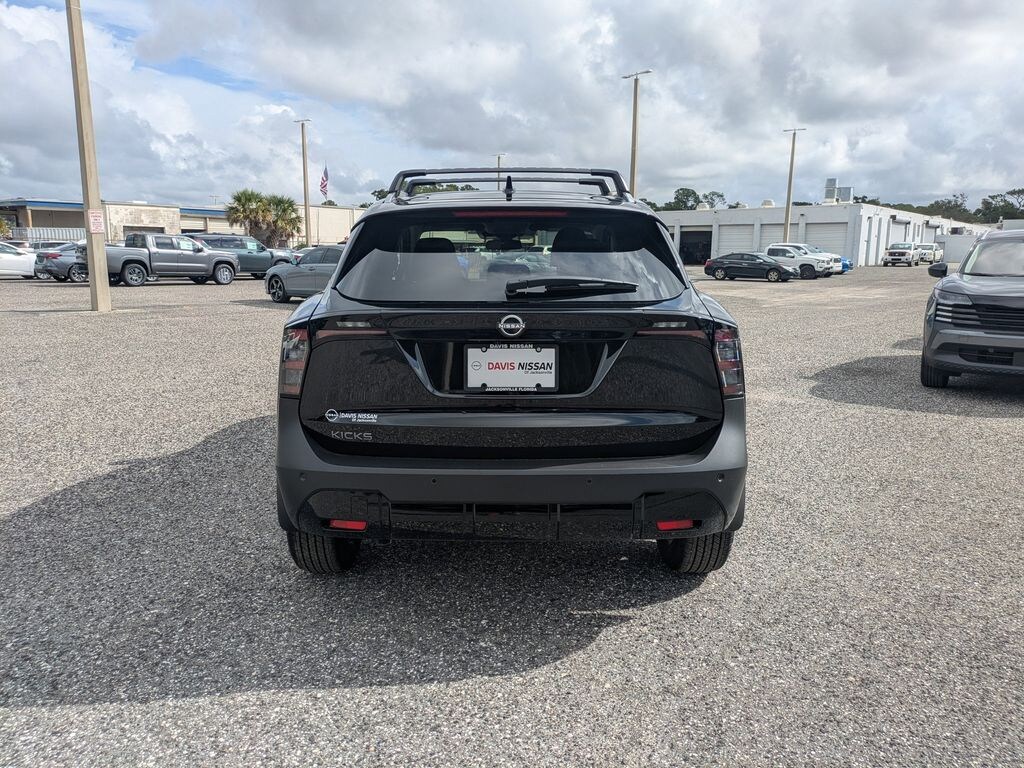 New 2026 Nissan Kicks SV SUV