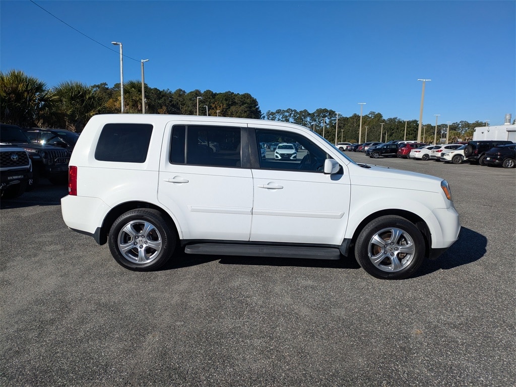 Used 2015 Honda Pilot EX-L w/Navigation FWD SUV