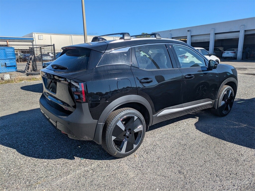 New 2026 Nissan Kicks SR SUV
