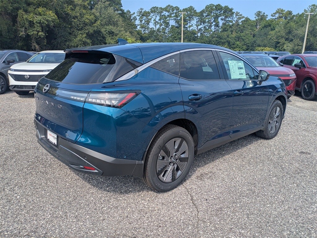 2025 Nissan Murano SL photo 3