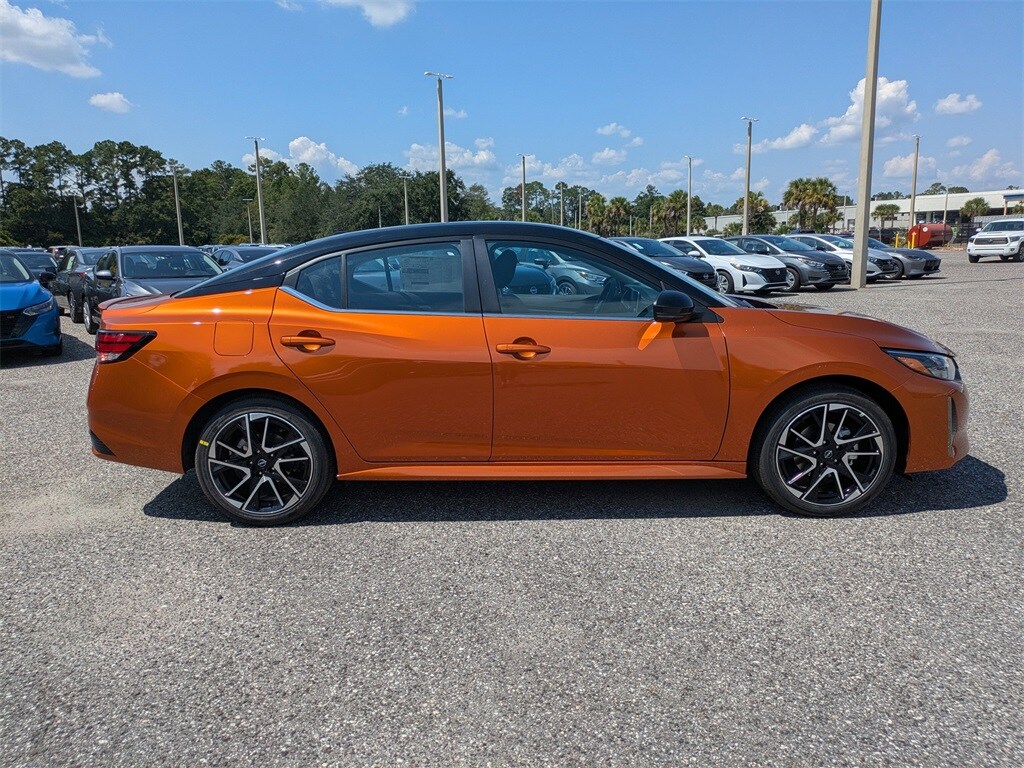 New 2025 Nissan Sentra SR Sedan