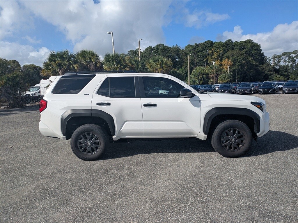 2025 Toyota 4Runner SR5 photo 2