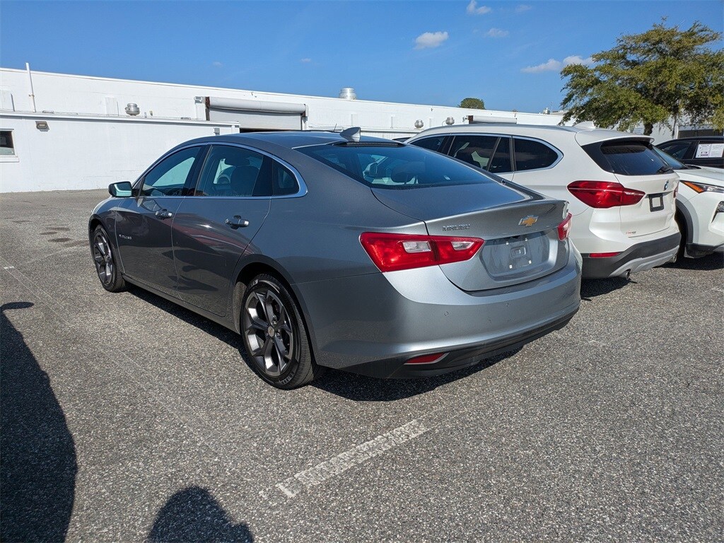 2024 Chevrolet Malibu 1LT photo 4