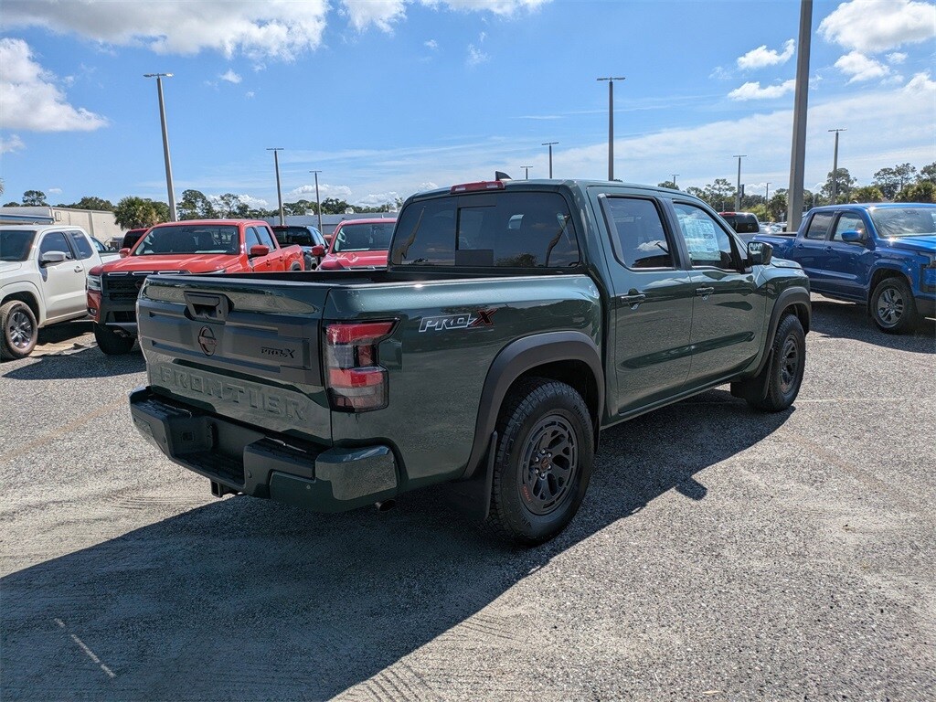 2025 Nissan Frontier PRO-X photo 3