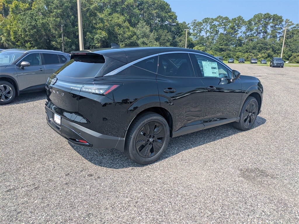 2025 Nissan Murano SV photo 2