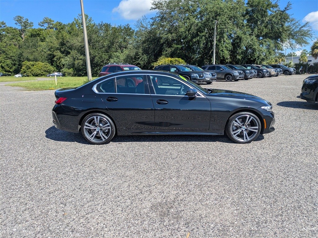 2024 Bmw 330i photo 2