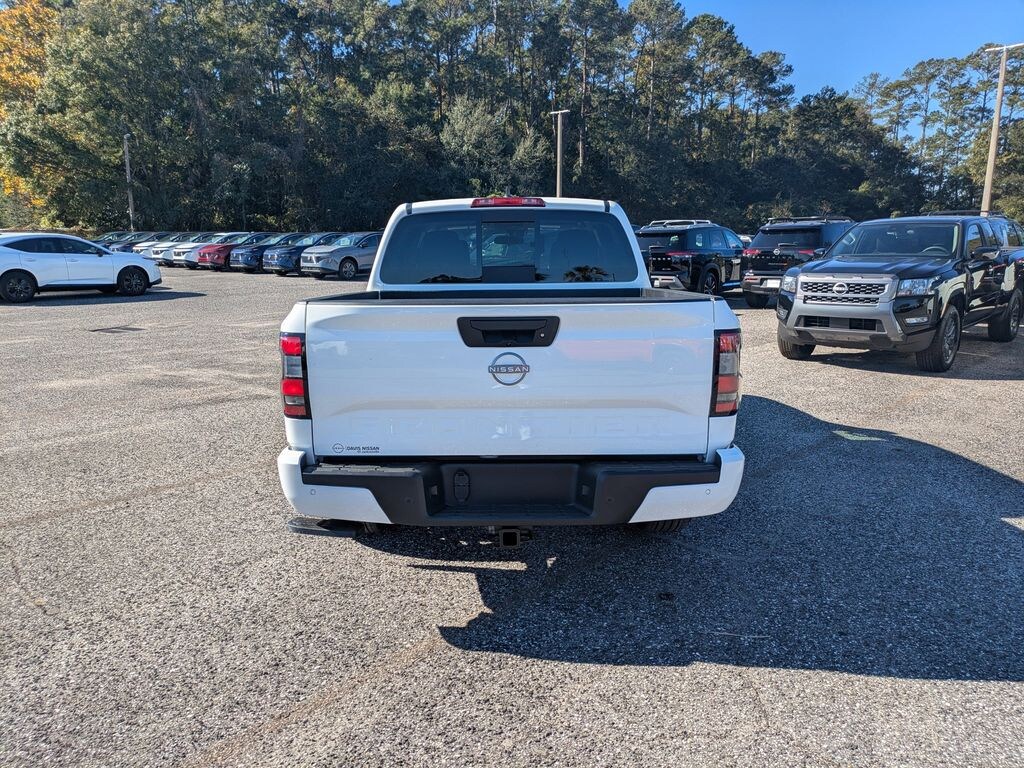 New 2026 Nissan Frontier Truck Crew Cab