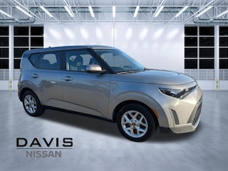 2023 Kia Soul LX Hatchback