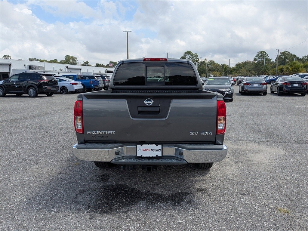 2019 Nissan Frontier SV photo 4