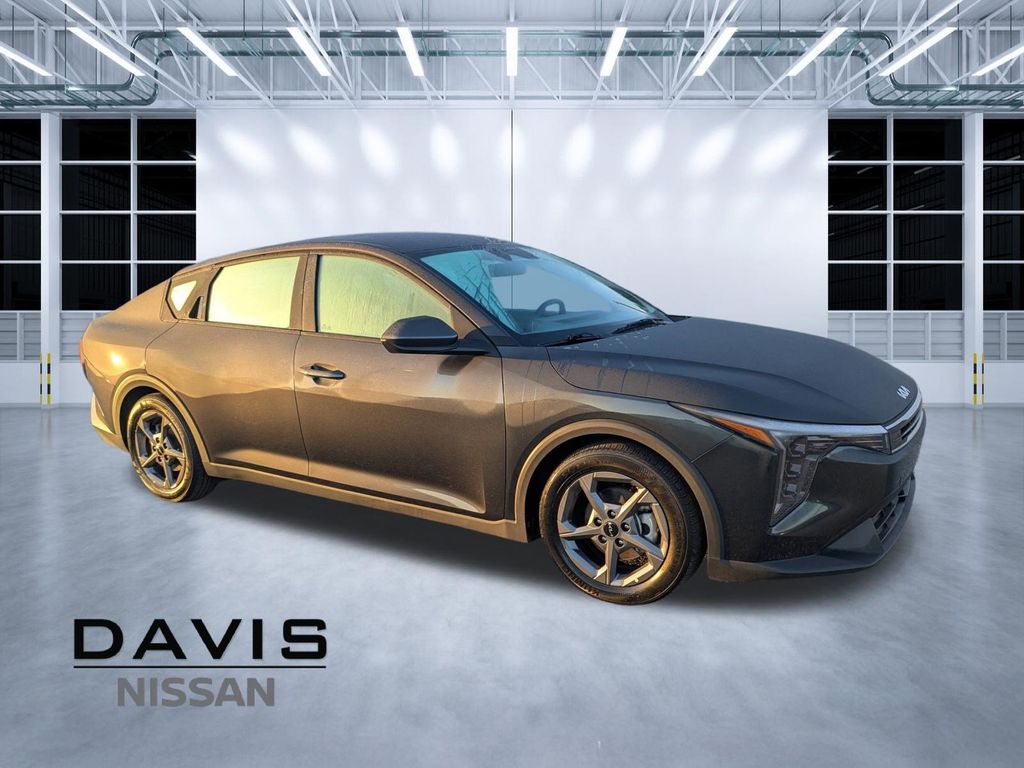 2025 Kia K4