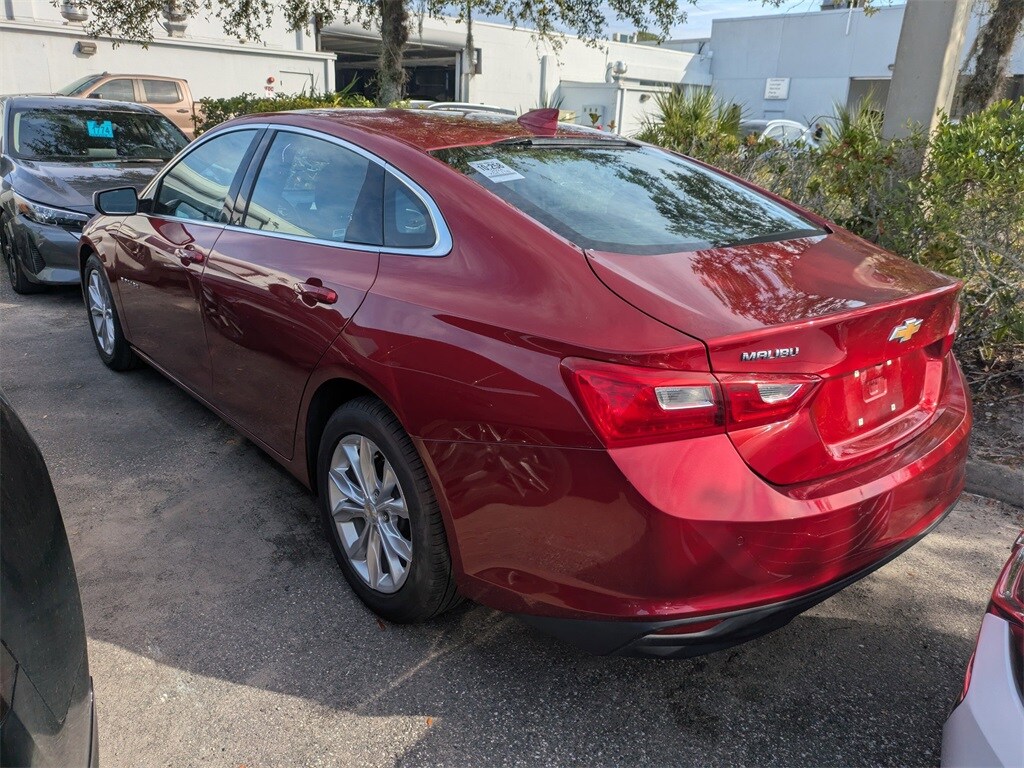 2024 Chevrolet Malibu 1LT photo 3