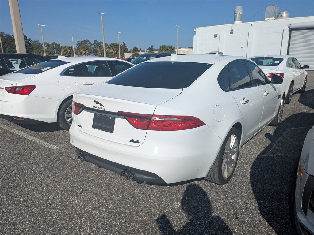 2017 Jaguar XF 35t Premium photo 2