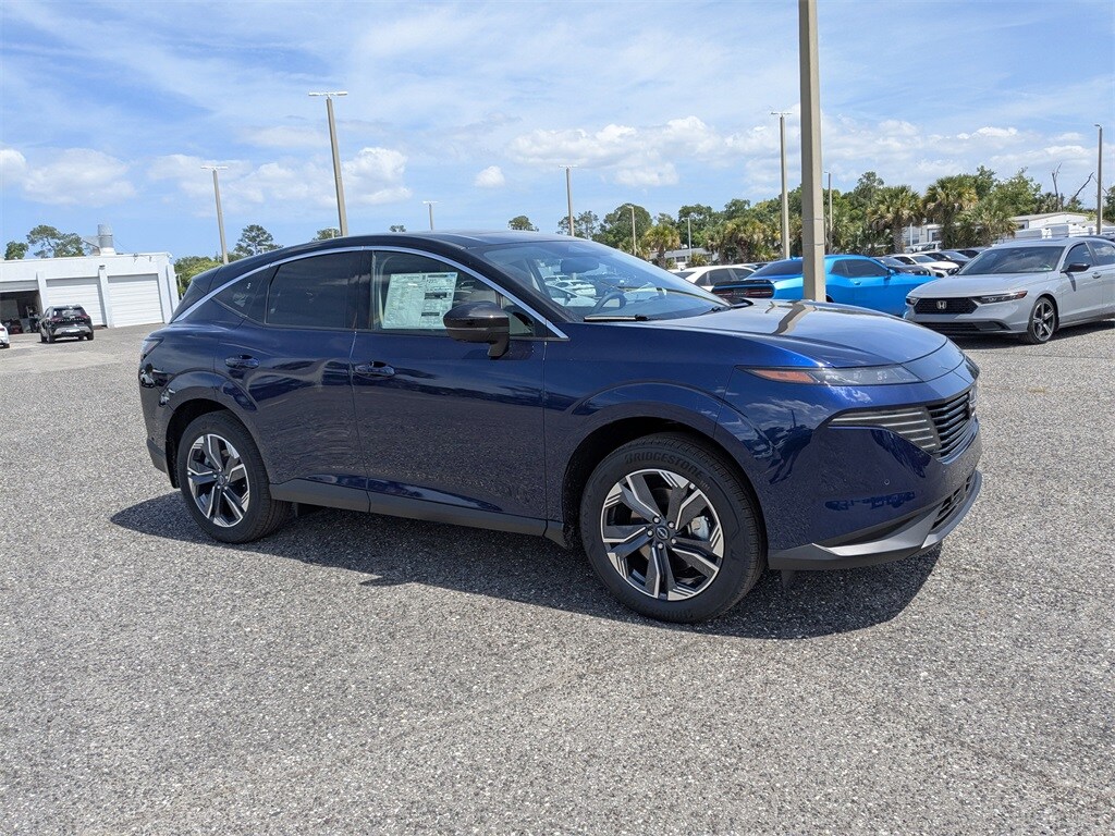 2025 Nissan Murano SL photo 2