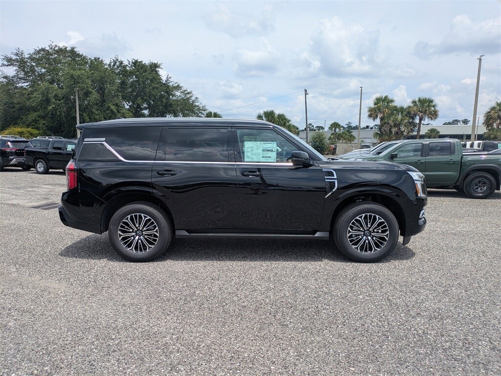 2025 Nissan Armada SL photo 2