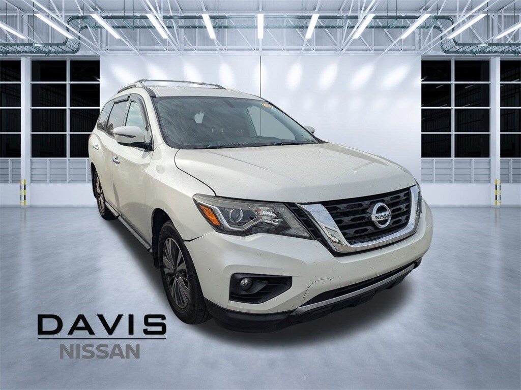 Used 2019 Nissan Pathfinder SV SUV