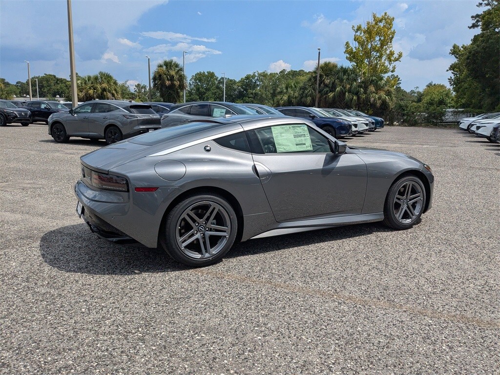 2025 Nissan Z Sport photo 3