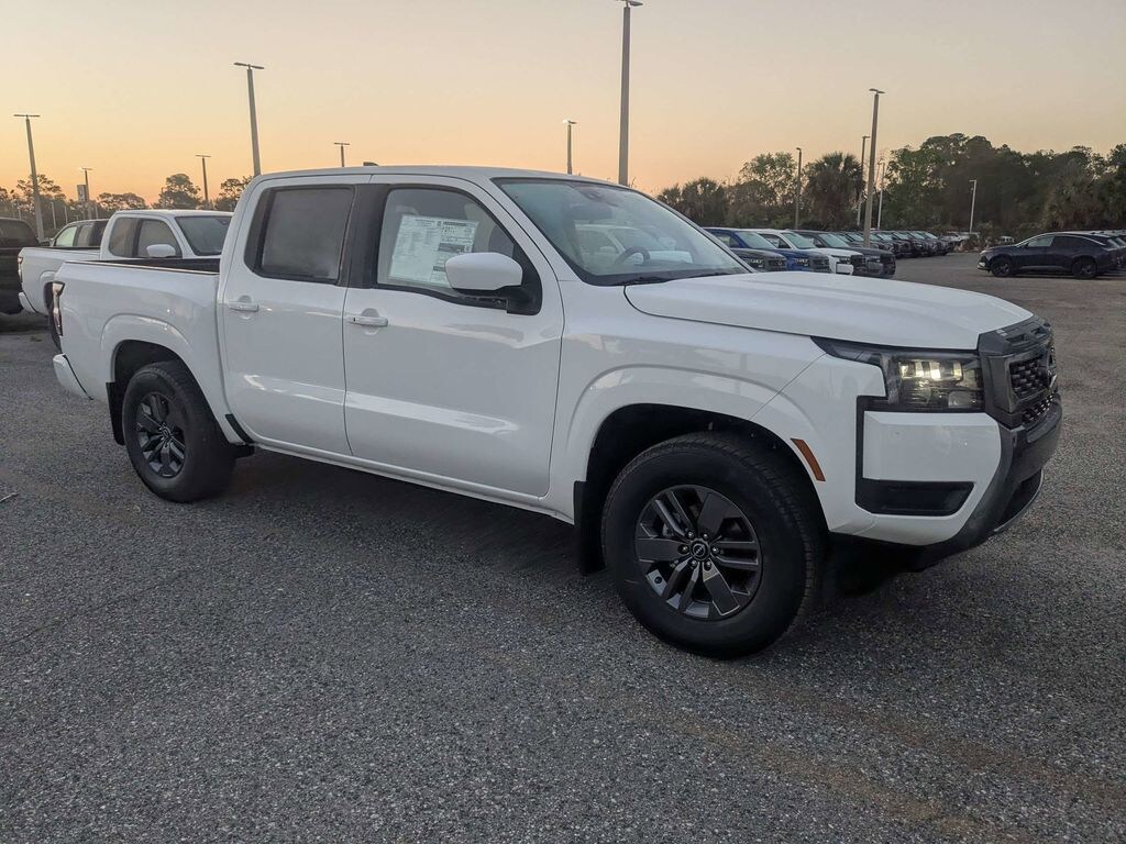 New 2026 Nissan Frontier SV Truck Crew Cab