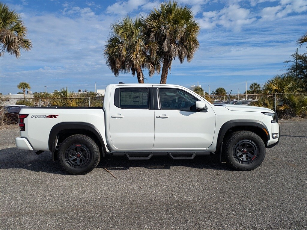 New 2026 Nissan Frontier Truck Crew Cab