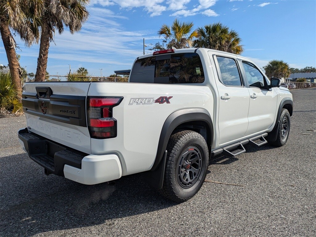 New 2026 Nissan Frontier Truck Crew Cab