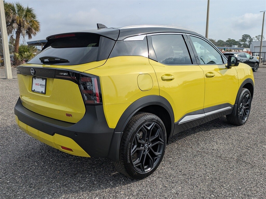 New 2026 Nissan Kicks SR SUV