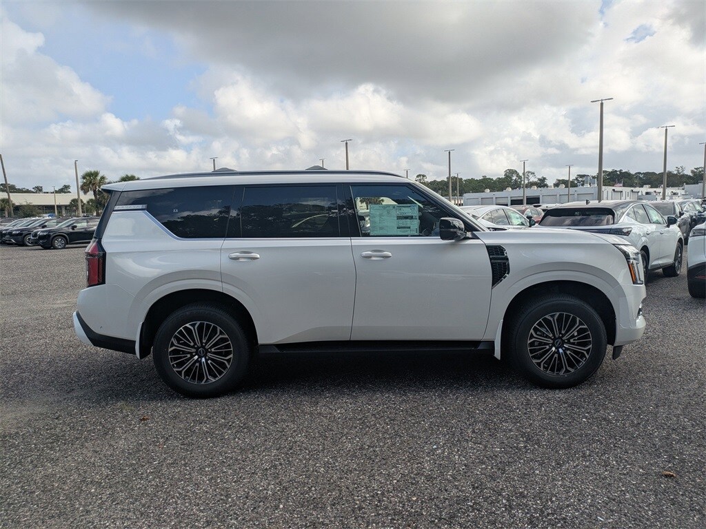 2026 Nissan Armada Platinum photo 2