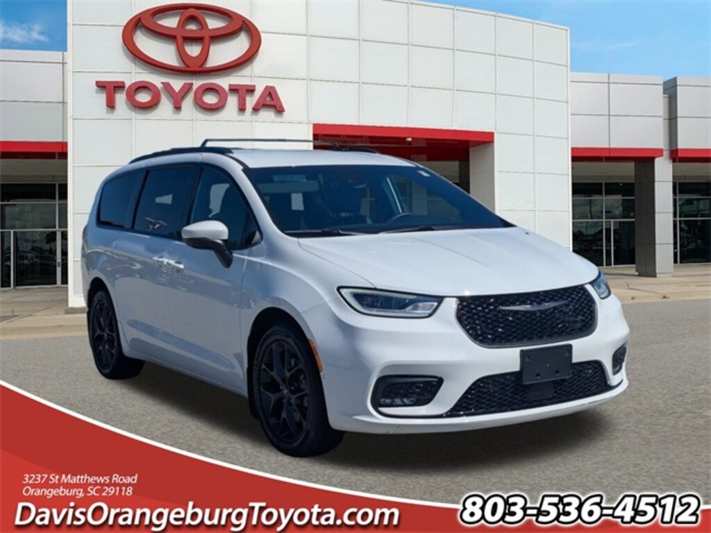Used 2023 Chrysler Pacifica Touring L Minivan/Van