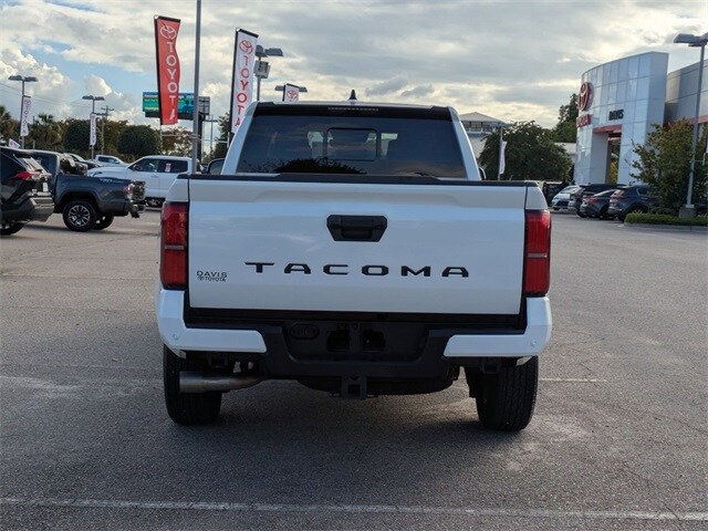 2024 Toyota Tacoma SR5 photo 4