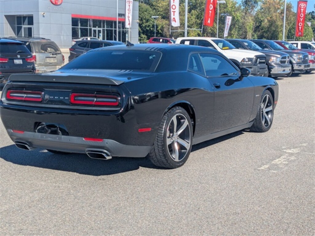 Used 2015 Dodge Challenger R/T Coupe