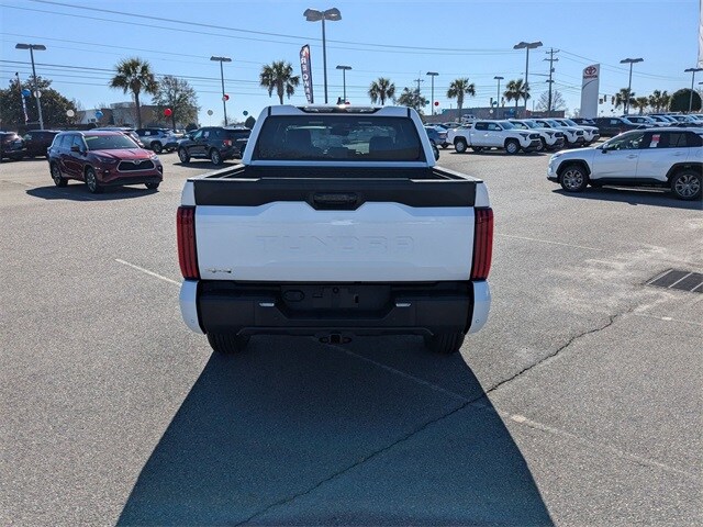 2025 Toyota Tundra SR5 photo 4