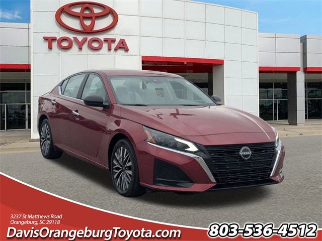 2025 Nissan Altima SV