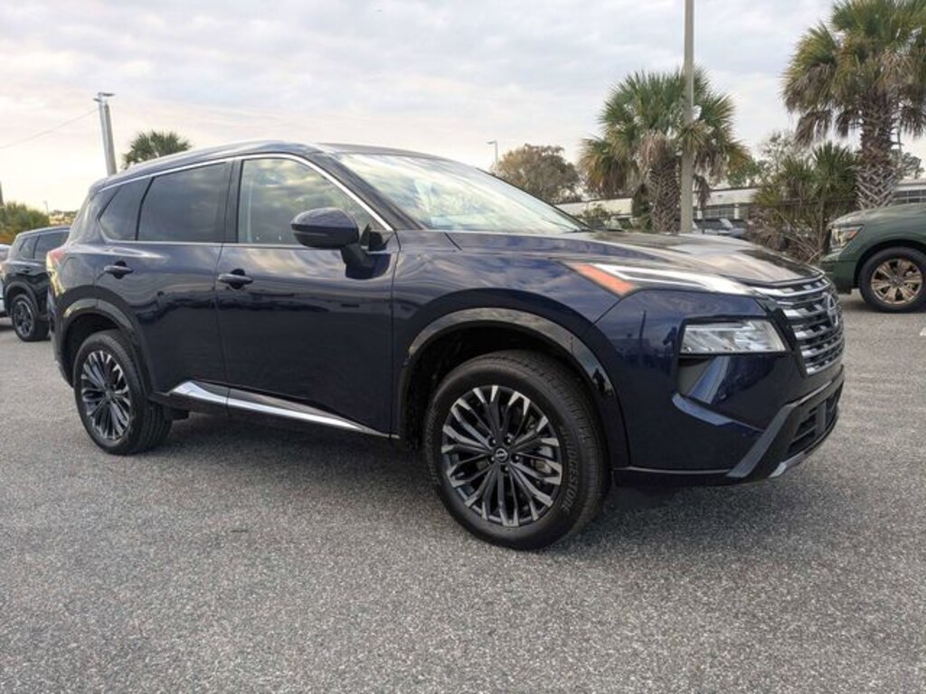 Used 2025 Nissan Rogue Platinum SUV