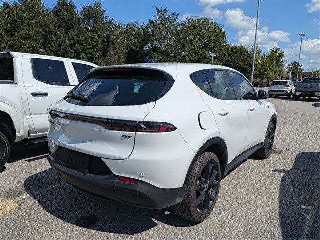 2024 Dodge Hornet GT photo 2