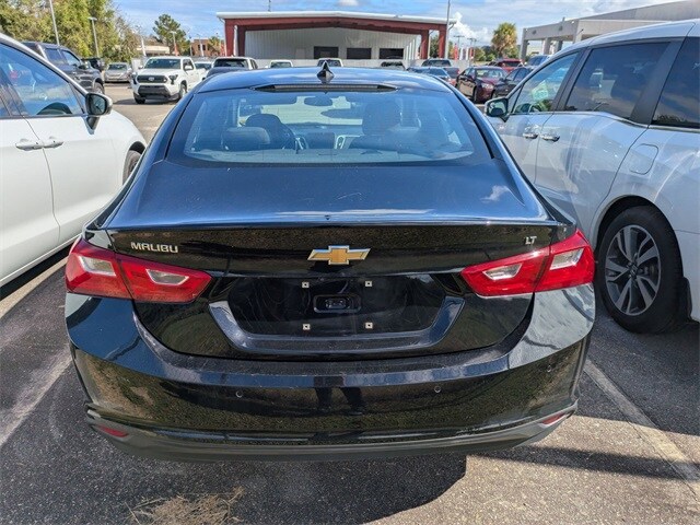 2024 Chevrolet Malibu 1LT photo 3