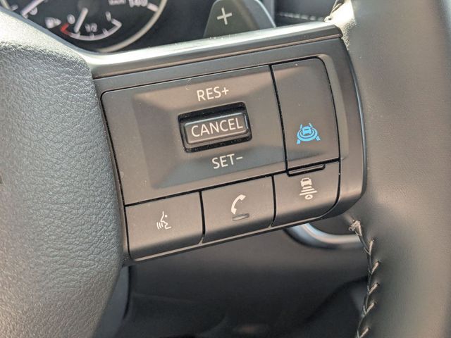 2025 Nissan Rogue SV - Photo 18