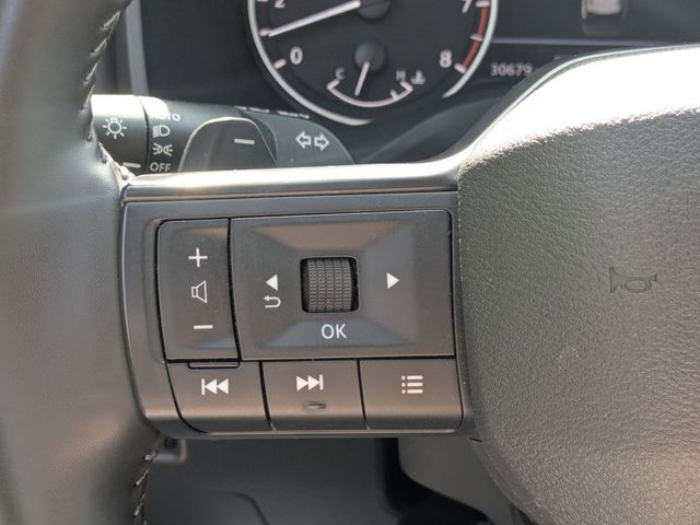 2025 Nissan Rogue SV - Photo 17
