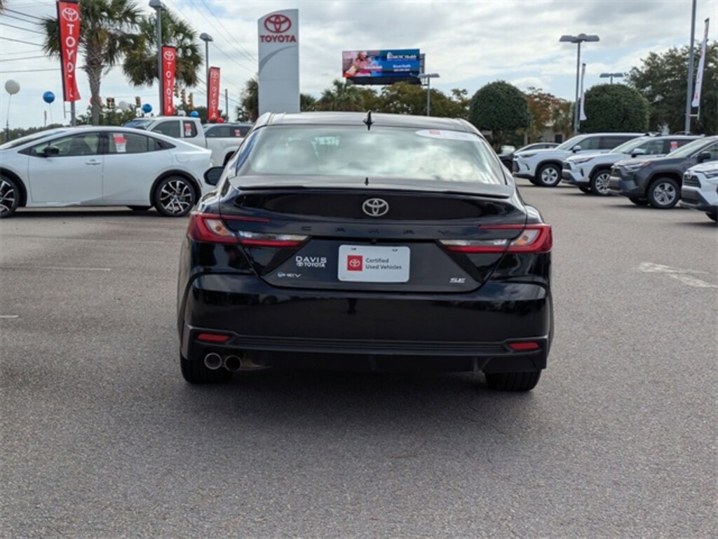 Certified 2025 Toyota Camry SE Sedan