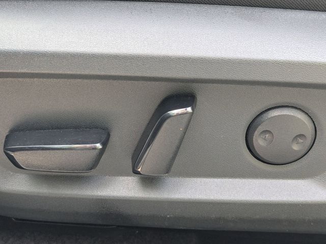 2025 Nissan Rogue SV - Photo 15